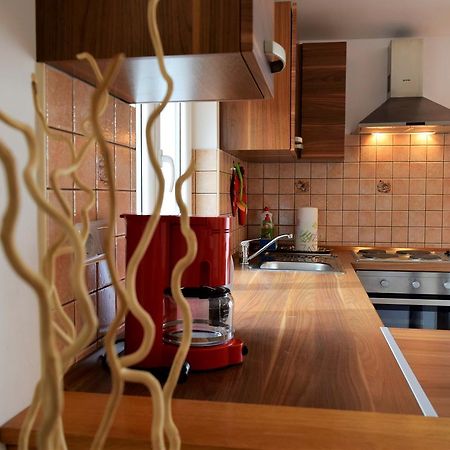 Peter Pan Apartments Palit ภายนอก รูปภาพ