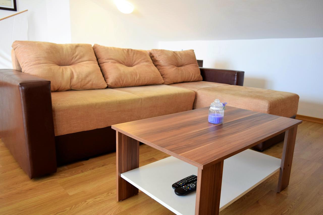 Peter Pan Apartments Palit ภายนอก รูปภาพ